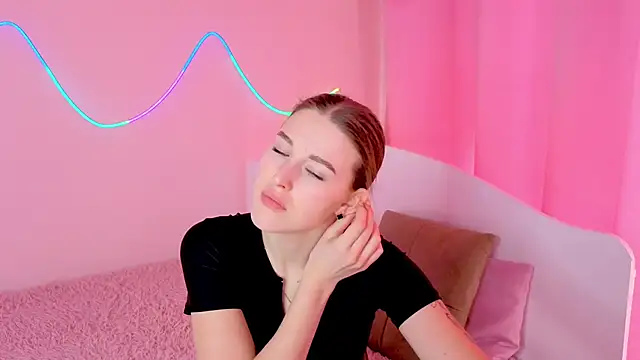 Violettta doll online show from 28, 2, 2026