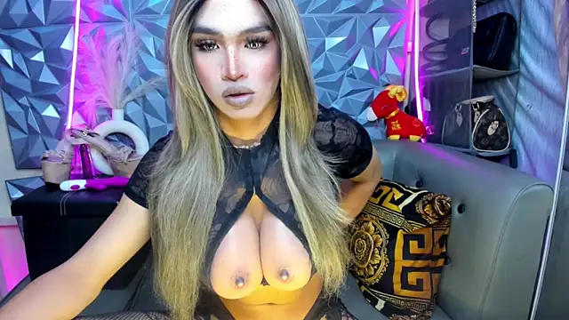 10inDominant Ayesha online show from 17, 3, 2026