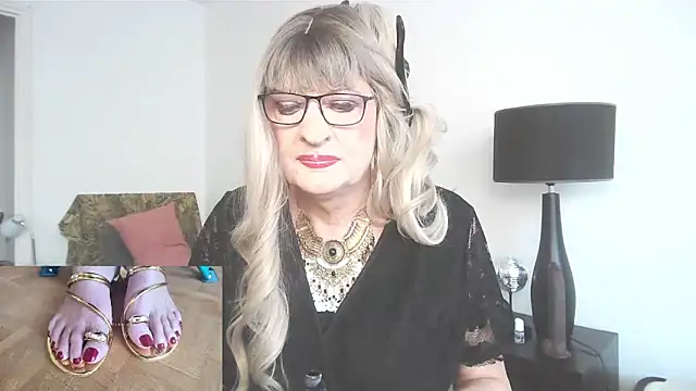 sophyTV online show from 8, 4, 2026