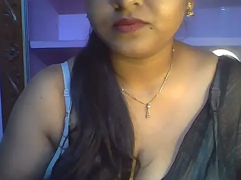 Snapshot of Tamil_Kuttyma chatting on 10, 7, 2026 Tamil Kuttyma online show from 10, 7, 2026
