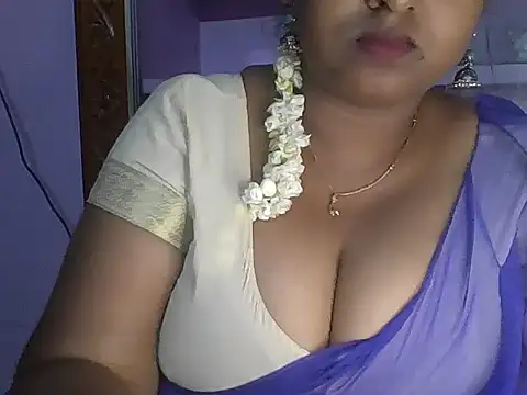 Snapshot of Tamil_Kuttyma chatting on 3, 6, 2026 Tamil Kuttyma online show from 3, 6, 2026