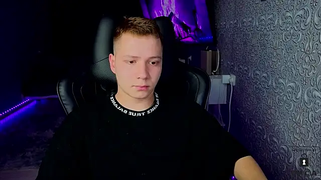 Karl Night  online show from 30, 6, 2026