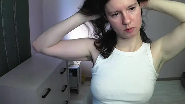 Senxual Tease online show from 25, 3, 2026