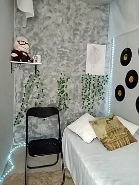 medusafox  online show from 11, 4, 2026