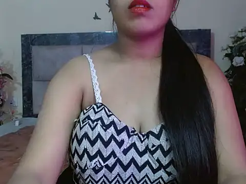 Popo Girl online show from 13, 4, 2026