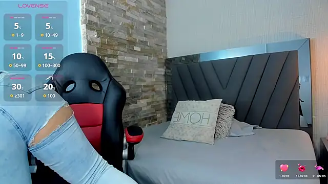 LUCIA KHAN online show from 10, 4, 2026