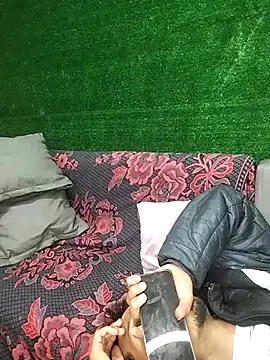 MaskedLatinaX online show from 13, 4, 2026