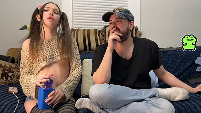 manicpixiedreamfrog online show from 28, 4, 2026