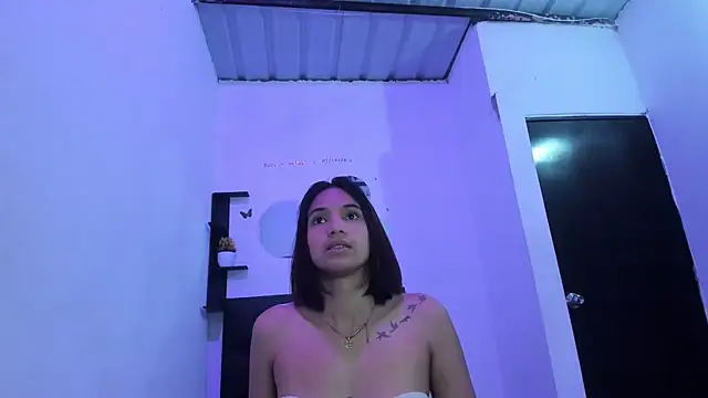 Snapshot of sapphire_brown20 chatting on 21, 6, 2026 sapphire brown20 online show from 21, 6, 2026