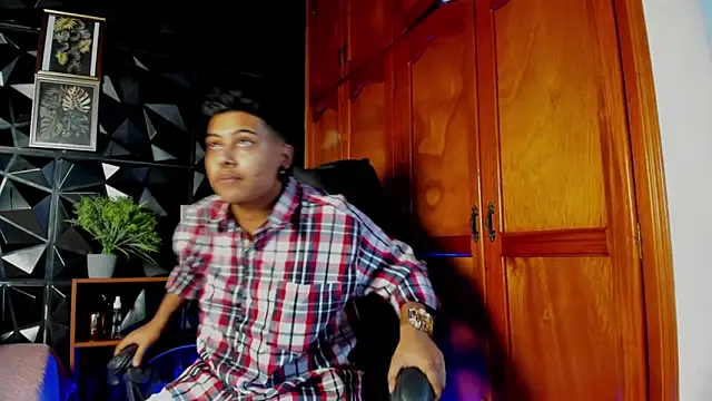 Noha  scott online show from 3, 4, 2026