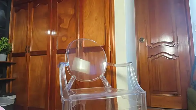 Noha  scott online show from 10, 4, 2026