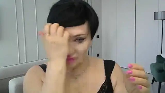 Kleotempt online show from 10, 4, 2026