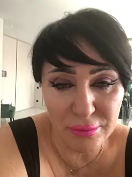 Kleotempt online show from 4, 3, 2026