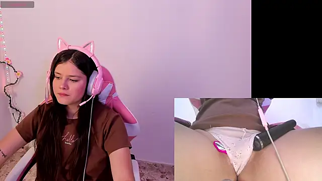 Snapshot of trianna_sweet chatting on 4, 3, 2026 trianna sweet online show from 4, 3, 2026