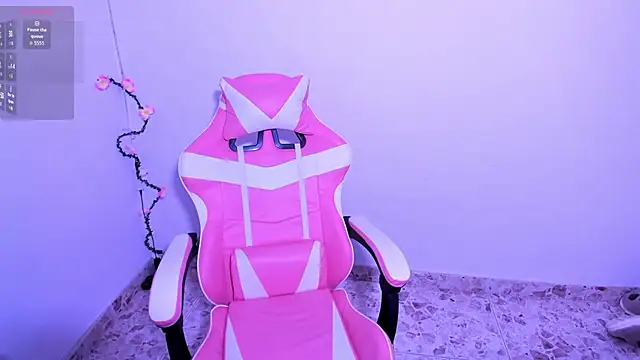 Snapshot of trianna_sweet chatting on 3, 3, 2026 trianna sweet online show from 3, 3, 2026