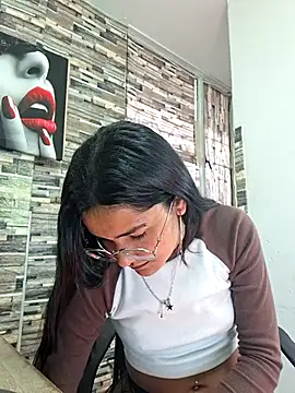 Snapshot of Amber_rhose chatting on 24, 2, 2026 Amber rhose online show from 24, 2, 2026