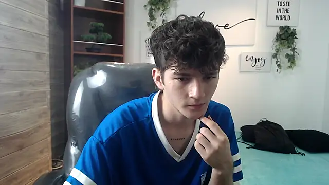 Snapshot of trevor_mob chatting on 15, 7, 2026 trevor mob online show from 15, 7, 2026
