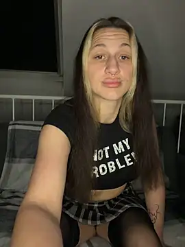 nunezlucx online show from 8, 4, 2026