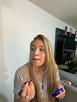 Snapshot of RubiaMorena chatting on 24, 2, 2026 RubiaMorena online show from 24, 2, 2026