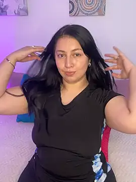 Ashleeyprincess01 online show from 7, 3, 2026