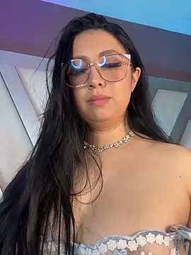 Ashleeyprincess01 online show from 28, 7, 2026