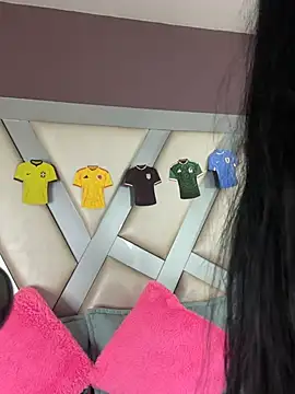 Ashleeyprincess01 online show from 18, 6, 2026
