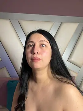Ashleeyprincess01 online show from 21, 5, 2026
