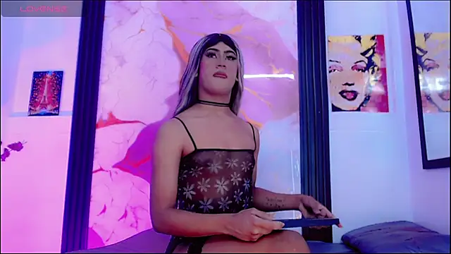 Emma Boms online show from 7, 4, 2026