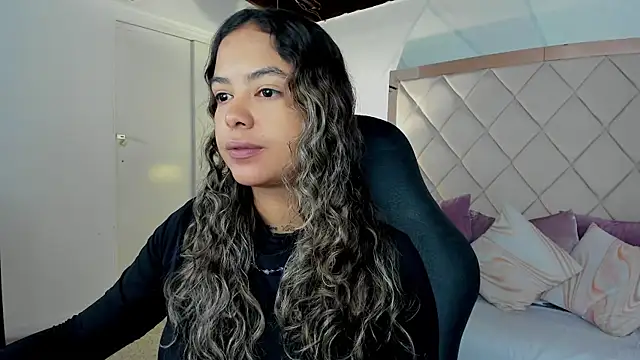 dulce lyraa1 online show from 27, 2, 2026