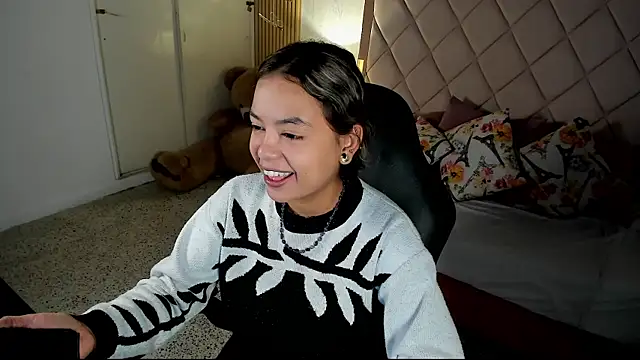 Snapshot of dulce_lyraa1 chatting on 16, 7, 2026 dulce lyraa1 online show from 16, 7, 2026