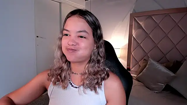 Snapshot of dulce_lyraa1 chatting on 7, 7, 2026 dulce lyraa1 online show from 7, 7, 2026