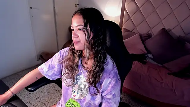 dulce lyraa1 online show from 2, 6, 2026