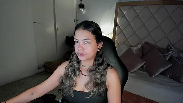 Snapshot of dulce_lyraa1 chatting on 17, 6, 2026 dulce lyraa1 online show from 17, 6, 2026