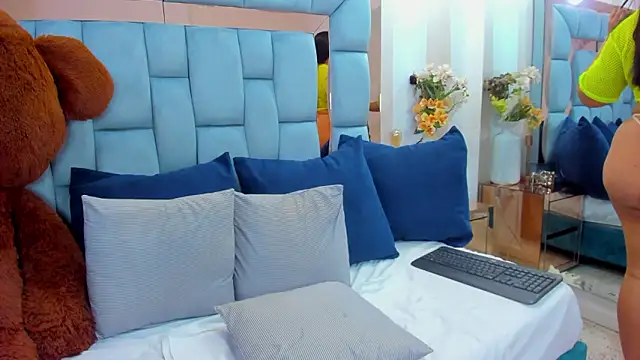 isabellablazee online show from 10, 3, 2026