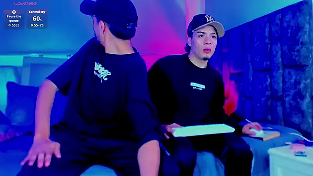 alex and christhoper online show from 6, 3, 2026