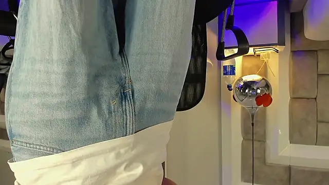 Austin Reedss online show from 9, 3, 2026