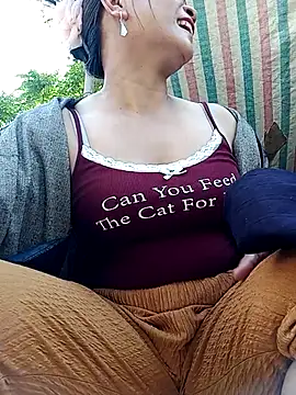 mami-rubi online show from 12, 4, 2026