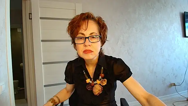 Snapshot of LioraWeiss chatting on 29, 4, 2026 LioraWeiss online show from 29, 4, 2026