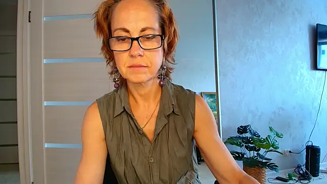 Snapshot of LioraWeiss chatting on 30, 6, 2026 LioraWeiss online show from 30, 6, 2026