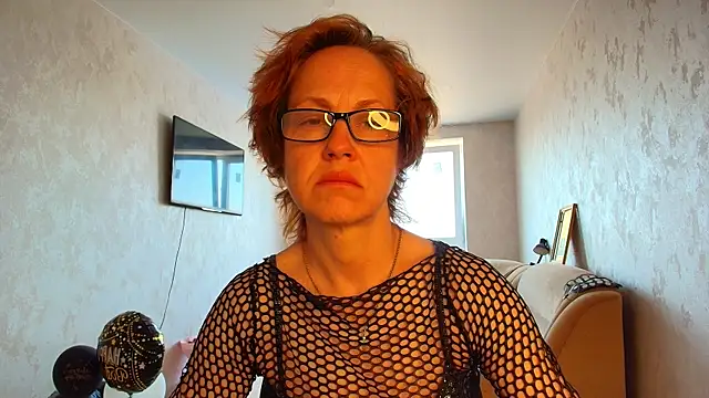 Snapshot of LioraWeiss chatting on 21, 5, 2026 LioraWeiss online show from 21, 5, 2026