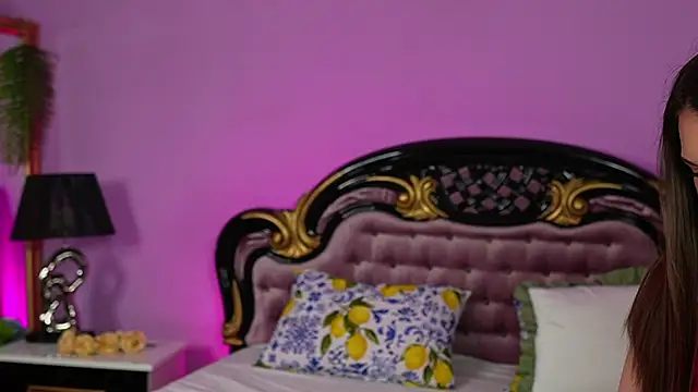 AylaWhisper online show from 20, 5, 2026
