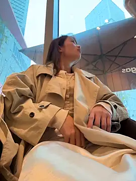 Mia-lp online show from 12, 4, 2026