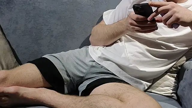 chantatummm online show from 9, 4, 2026