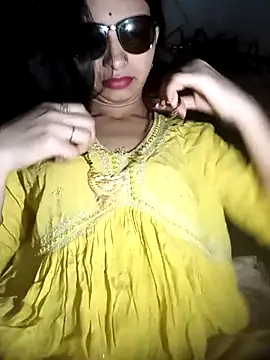 Snapshot of Rashmika_Mandana chatting on 30, 4, 2026 Rashmika Mandana online show from 30, 4, 2026