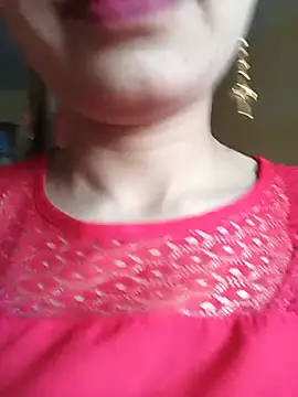 Snapshot of Rashmika_Mandana chatting on 15, 5, 2026 Rashmika Mandana online show from 15, 5, 2026