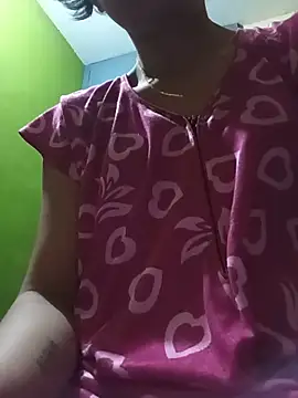 Snapshot of Rashmika_Mandana chatting on 24, 5, 2026 Rashmika Mandana online show from 24, 5, 2026