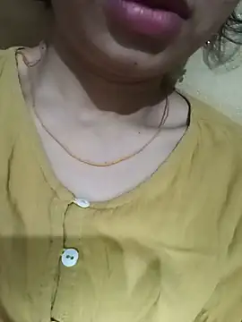 Snapshot of Rashmika_Mandana chatting on 16, 6, 2026 Rashmika Mandana online show from 16, 6, 2026