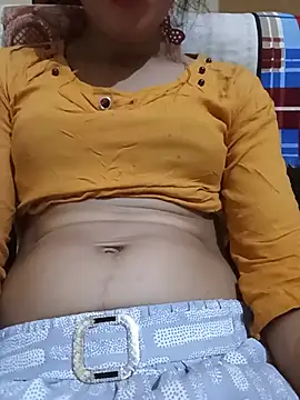 Snapshot of Rashmika_Mandana chatting on 17, 5, 2026 Rashmika Mandana online show from 17, 5, 2026