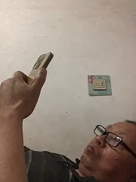 Snapshot of yaocaobi8 chatting on 18, 4, 2026 yaocaobi8 online show from 18, 4, 2026