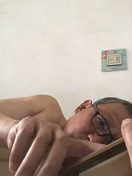 Snapshot of yaocaobi8 chatting on 2, 5, 2026 yaocaobi8 online show from 2, 5, 2026